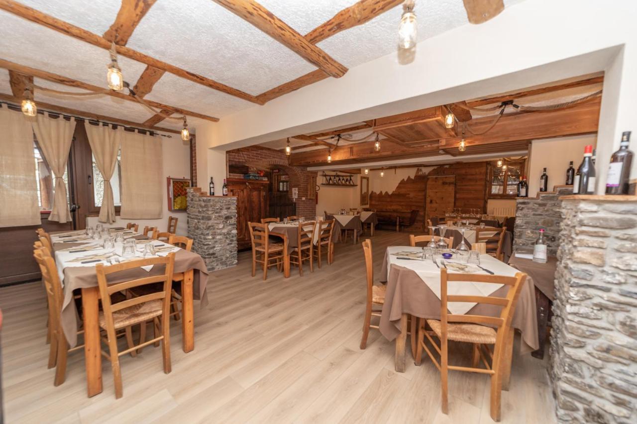 Hotel Martin Oulx Екстериор снимка