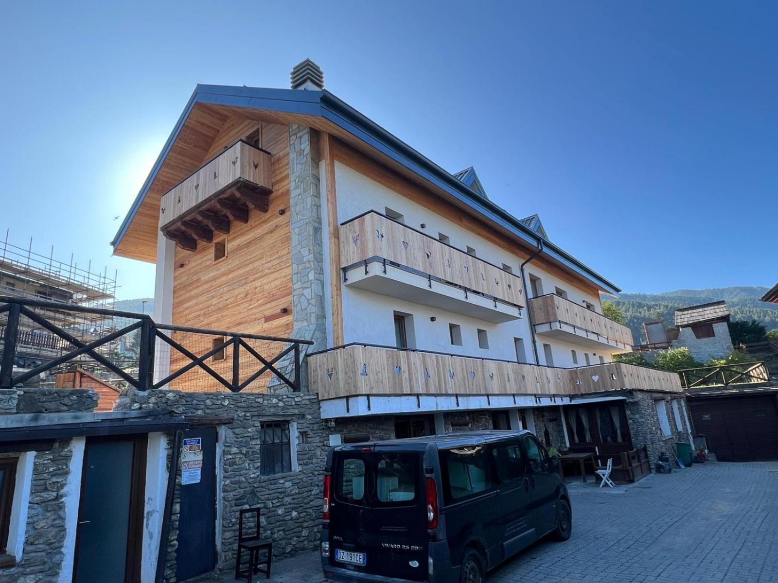 Hotel Martin Oulx Екстериор снимка
